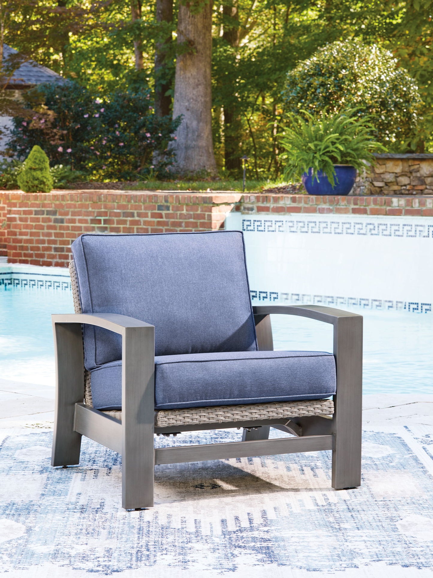 Half Moon Beach - Spring Lounge Chair - Blue / Gray