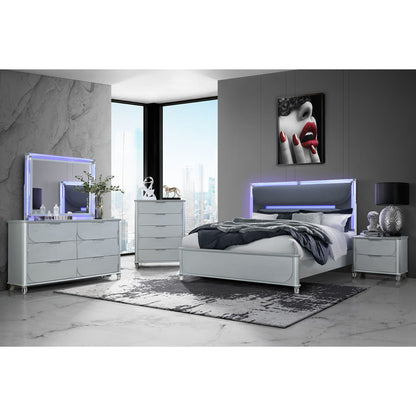 Laura - Dresser With Spacious Drawers - Silver